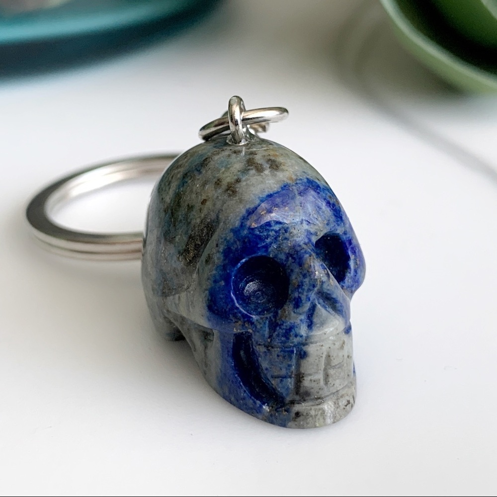 ❌SOLD❌Skull Keychain | Minerals Skull - Picture 5 of 8